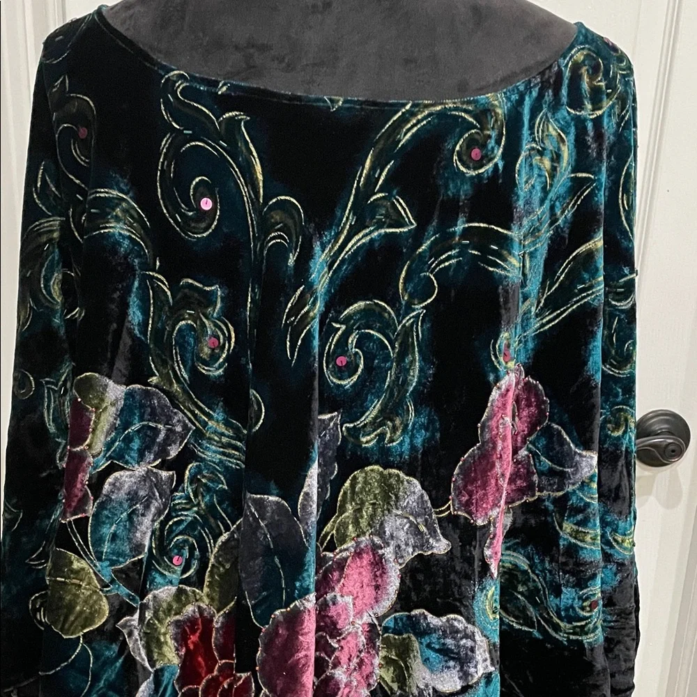 Coldwater Creek Black and Multicolor Embroidered/ Sequence  Poncho O/S